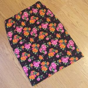 Betsy Johnson floral print skirt